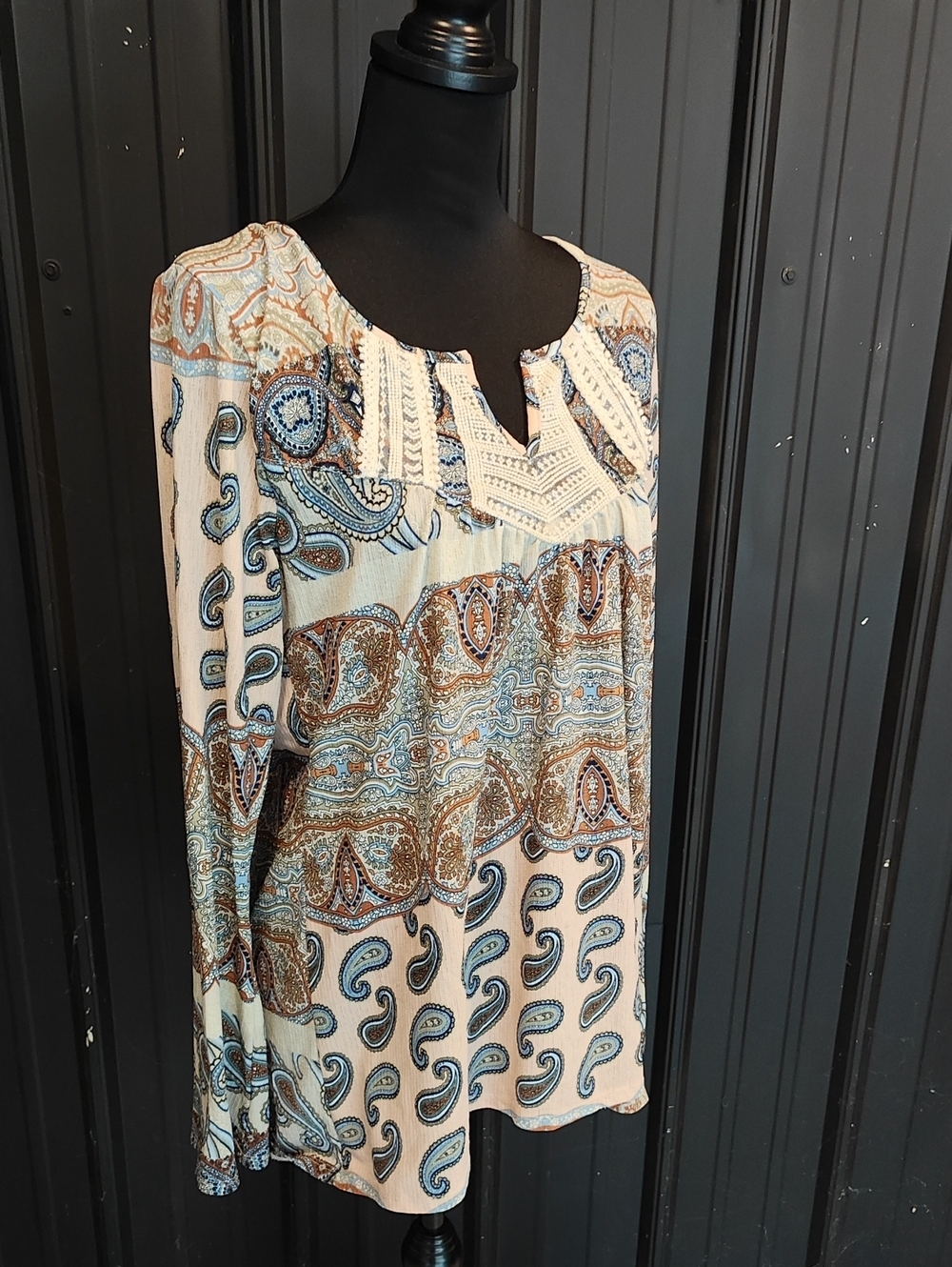 Unity World Wear Cream Tunic with Blue & Brown Paisley